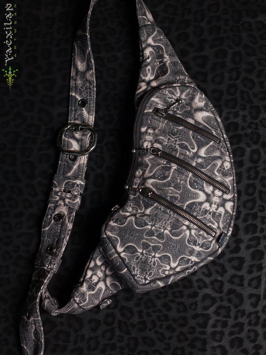 Botta Bag / Linen Buckle - MAGIC KARPET